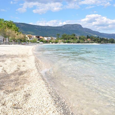 Apartmani Ujakovic Kaštela Exteriör bild